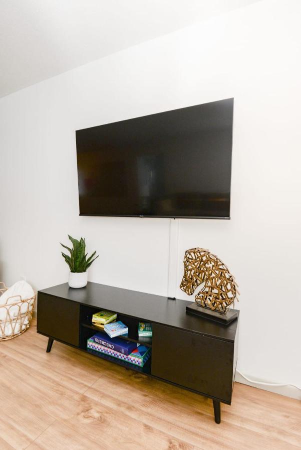 New Remodeled Townhome In Central Φάργκο Εξωτερικό φωτογραφία