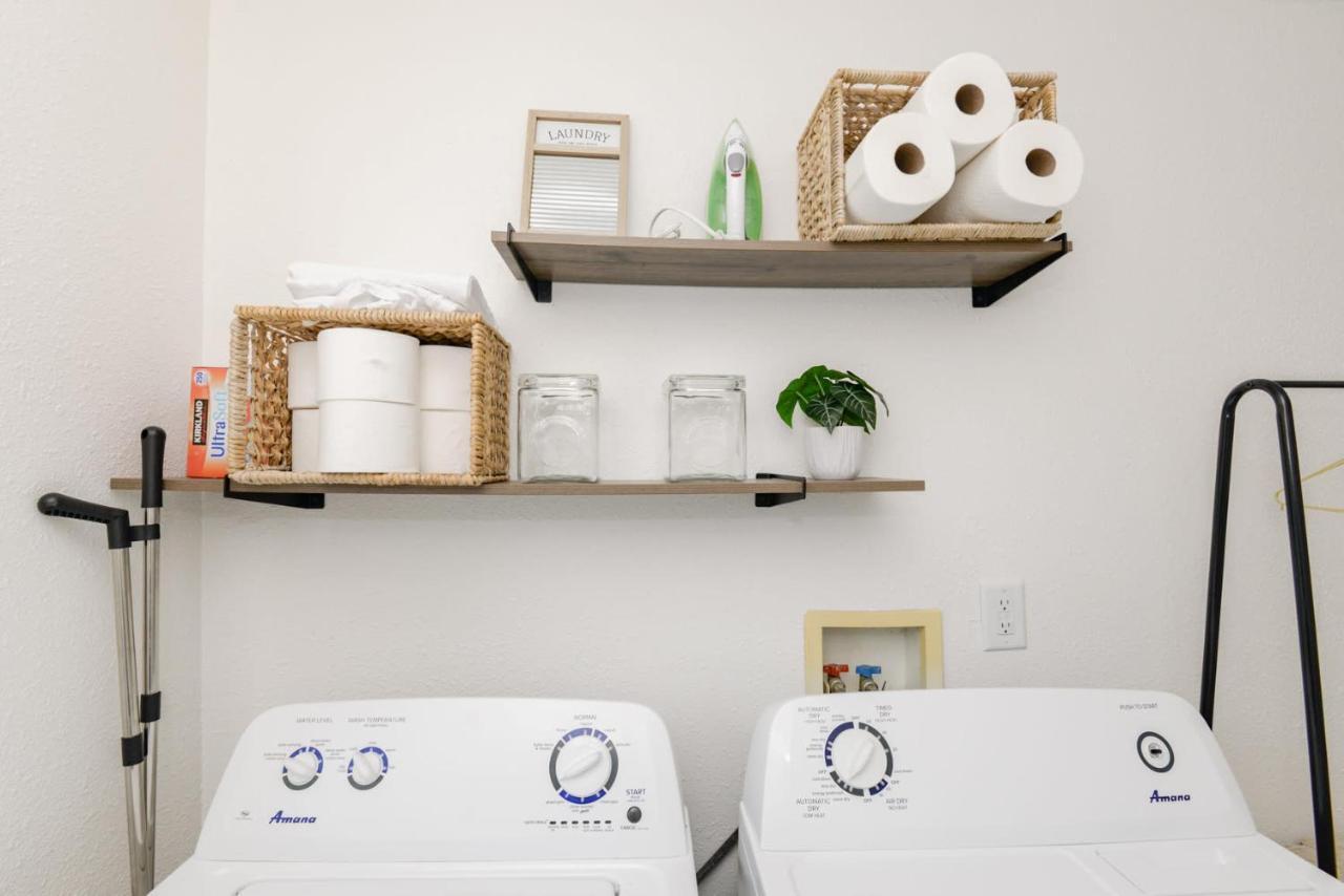 New Remodeled Townhome In Central Φάργκο Εξωτερικό φωτογραφία